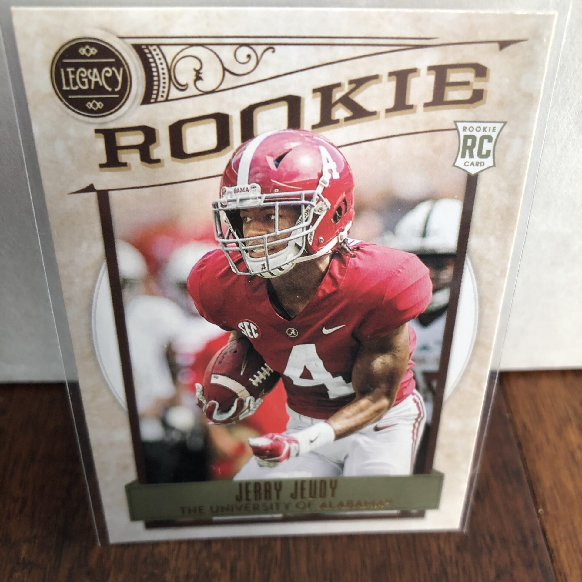 0B39F8B0-781E-4604-BC91-D4F56E508B4B